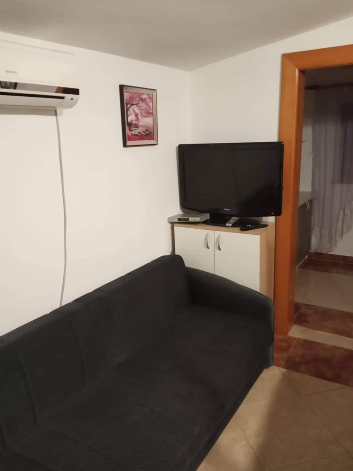 Apartman Borosa 비르 외부 사진